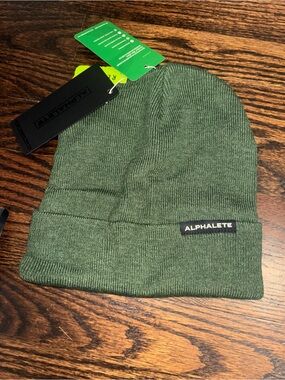 Alphalete winter Hat
